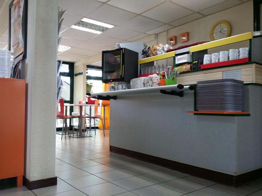 布瑞福东加拉德普瑞米尔经典酒店 布里夫拉盖亚尔德 外观 照片